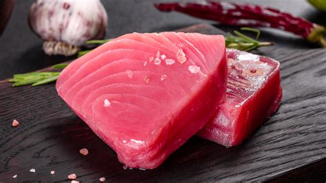 How Thick Should Tuna Steaks Be Cut?