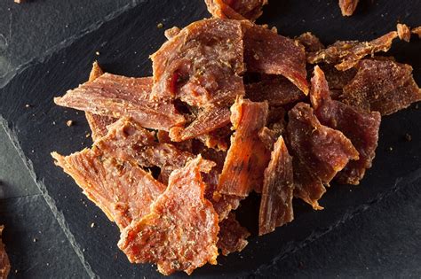 How to Make Sweet & Spicy Turkey Jerky | The Leaf