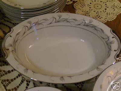 Harmony House China Platinum Garland pattern dish set | #33574943