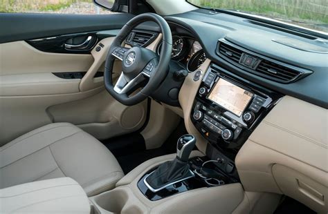 2020 Nissan Rogue: 67 Interior Photos | U.S. News