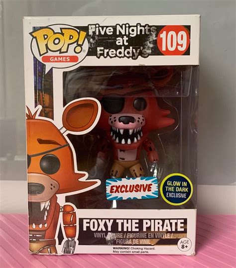 Funko Pop Games FIVE NIGHTS AT FREDDY'S - Foxy the Pirate Glow ...