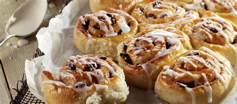 Chelsea Buns with Lemon Icing recipe | Budgens.co.uk