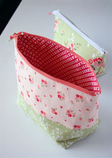 A Bright Corner: Fun New Zipper Pouches