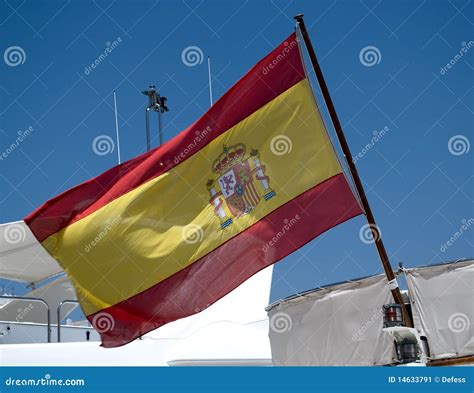 Spaanse vlag stock afbeelding. Image of golven, computer - 14633791