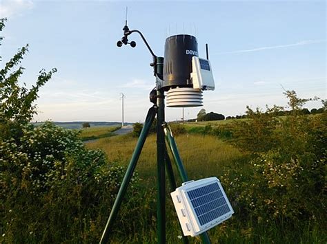 Solar Powered Weather Stations: Our Top Picks | Weather Station Advisor