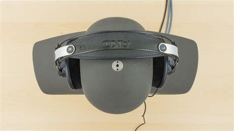 AKG K702 Review - RTINGS.com