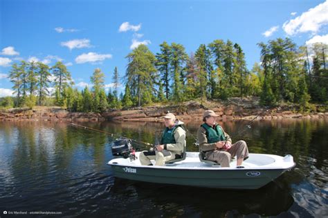 Research 2018 - Pelican Boats - Predator 103 on iboats.com