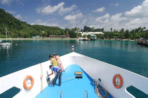 Getting to Phi Phi Island - Ferries or Speedboats to Phi Phi from Phuket and Krabi - Go Guides