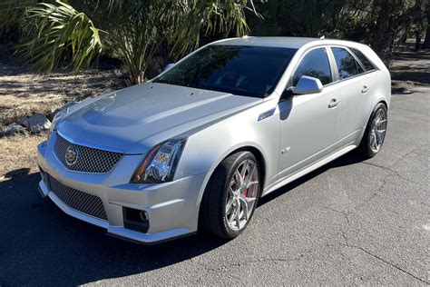 28k-Mile 2013 Cadillac CTS-V Wagon 6-Speed for sale on BaT Auctions ...