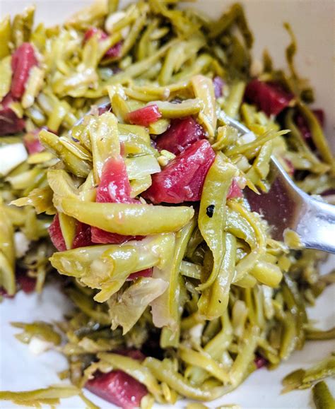 Sweet & Savory Green Bean, Garlic, & Beets Salad Recipe– Recipes