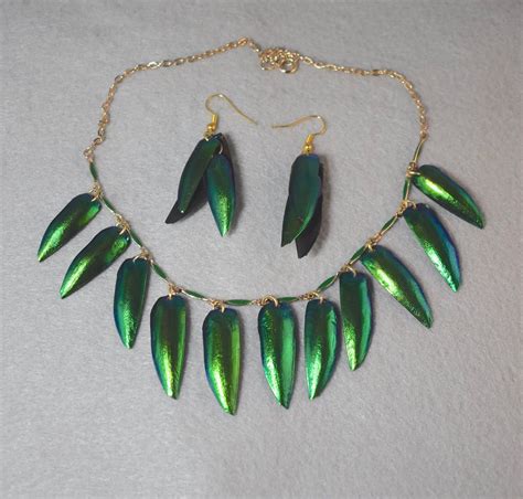 Iridescent Green Elytra Jewel Beetle Wing Necklace and Earrings Beetle Wings, Etsy Vintage ...