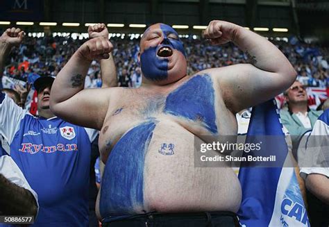 The Millwall Photos and Premium High Res Pictures - Getty Images