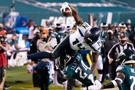 LOOK: 10 best photos from Seahawks 23-17 win over Eagles in Week 12