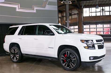 Chevrolet Tahoe y Suburban RST 2018: Primer Vistazo - Motor Trend en Español