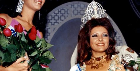 Crowning moment of Miss Universe 1971 Georgina Rizk!