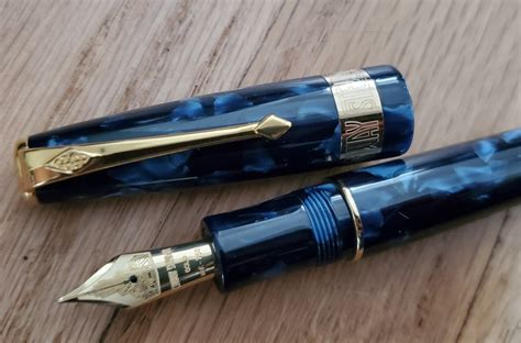 Conway Stewart 100 Series Blue Lapis Fountain Pen