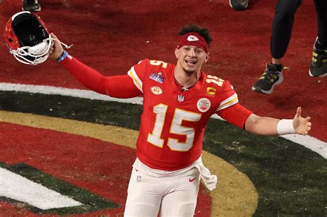 Chiefs QB Mahomes wins Super Bowl MVP award for third time | Reuters