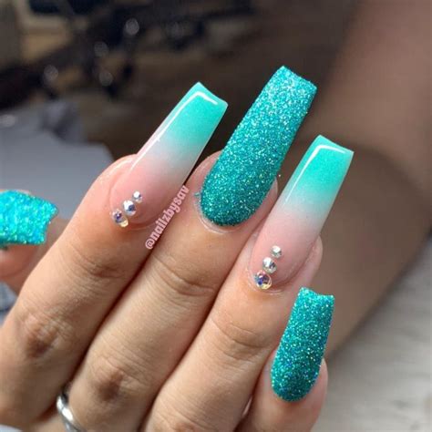 [UPDATED] 50+ Eye-Catching Aqua Nails