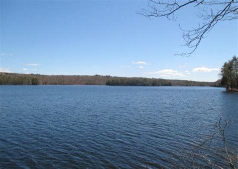 Damariscotta Lake Cottage - Jefferson, Maine Has Cable/satellite TV and ...