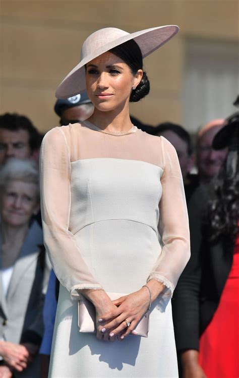 Meghan Duchess of Sussex at a Garden Party at Buckingham Palace in ...