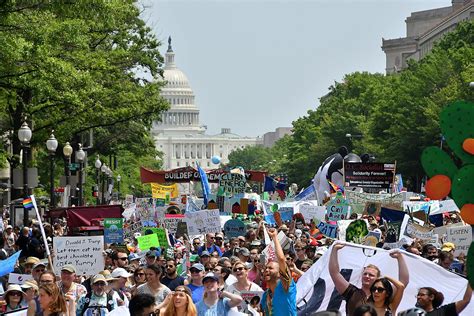 200,000 Join Peoples Climate March in DC: ‘There is No Planet B’ | News ...