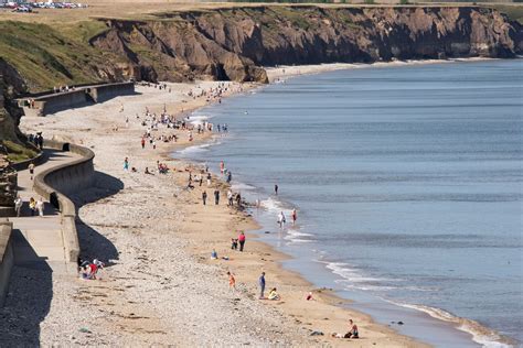 Seaham Hall Beach Clean - Explore Seascapes