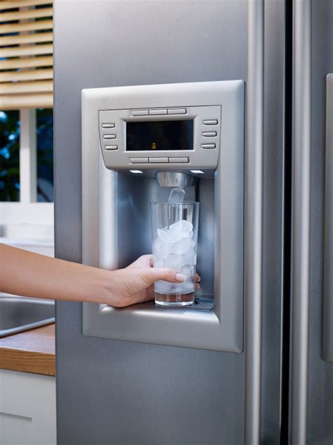 Why Your Next Refrigerator Should NOT Have an Ice-Maker