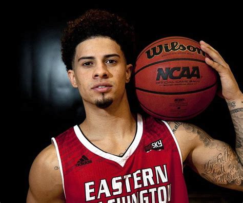 Austin Mcbroom Parents : Austin Mcbroom Bio Net Worth Ace Family Nba ...