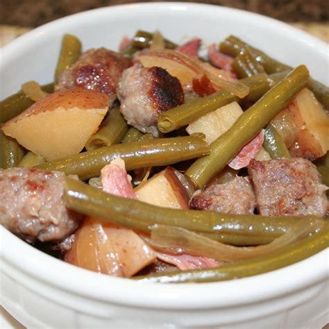 Slow Cooker Green Beans, Ham and Potatoes