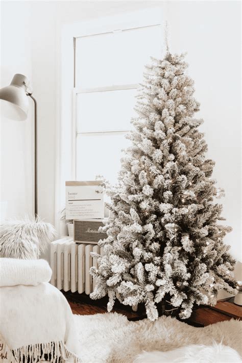 Winter Wonderland Christmas Tree Ideas For A Beautiful Snowy Look