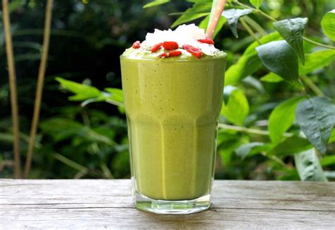 Creamy moringa smoothie | Moringa smoothie, Moringa recipes, Healthy drinks recipes