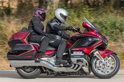 2018 Honda Gold Wing Tour DCT | First U.S. Ride Review | Rider Magazine