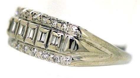 Vintage Round & Baguette Diamond Band Ring – Chicago Pawners & Jewelers