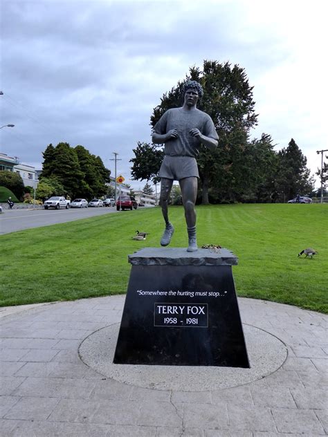 Photo-ops: Statue of Historic Figure: Terry Fox - Victoria, British ...