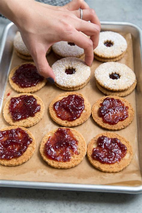 Linzer Cookies - The Little Epicurean