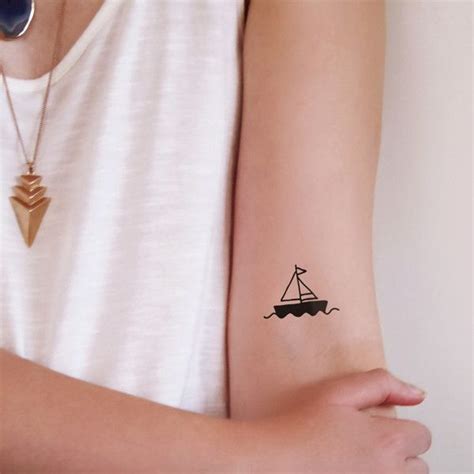 Two small boat temporary tattoos (2 pieces) | Tiny tattoos, Temp tattoo, Minimal tattoo