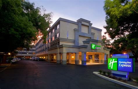 Holiday Inn Express Downtown Sacramento (Sacramento, CA) - Resort Reviews - ResortsandLodges.com