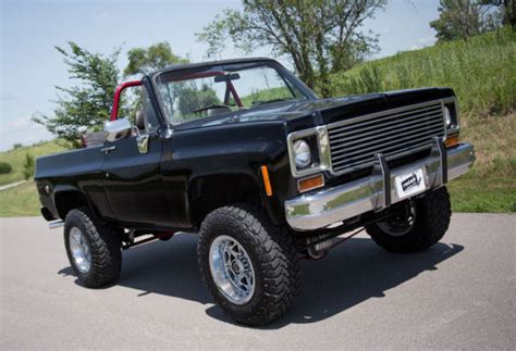 1974 Chevy K5 Blazer Convertible 350 4WD for sale: photos, technical specifications, description