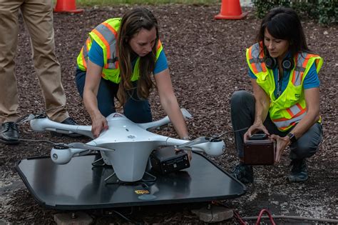 Meet the UPS Flight Forward all-female drone flight crew! - DroneDJ