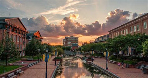 carroll creek frederick maryland - Porch & Patio of Frederick