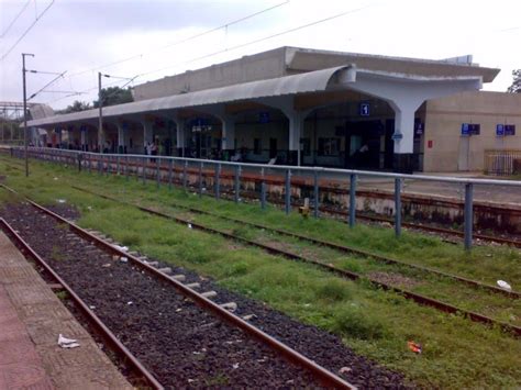 Gandhinagar Capital Railway Station | Rail Mantri