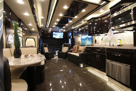 Top 5 Luxurious RVs | Luxury rv living, Luxury motorhomes, Luxury rv