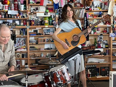 PJ Harvey performs a Tiny Desk concert – PJ Harvey