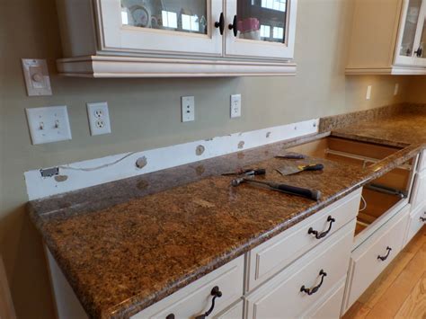 Granite Backsplash With Tile Above / 4 Inch Granite Backsplash And Tile ...