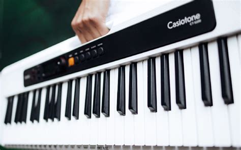 Casio Keyboard CTS200, Hobbies & Toys, Music & Media, Musical ...