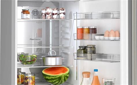 Bosch 500 Series 12.8 Cu. Ft. Easy Clean Stainless Steel Compact Refrigerator | Pieratt's