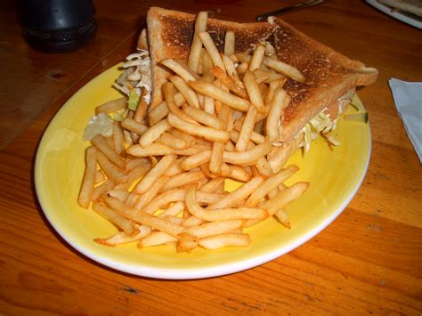 File:Club Sandwich With Fries.jpg - Wikimedia Commons