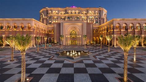 Emirate Palace, Abu Dhabi | Exotic Destinations