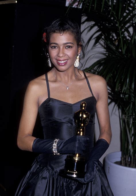 'Fame' and 'Flashdance' singer Irene Cara dead at 63