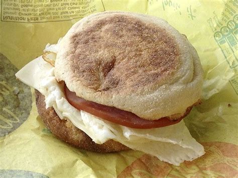 Reality Check: The Egg White Delight McMuffin From McDonald's Mcmuffin ...